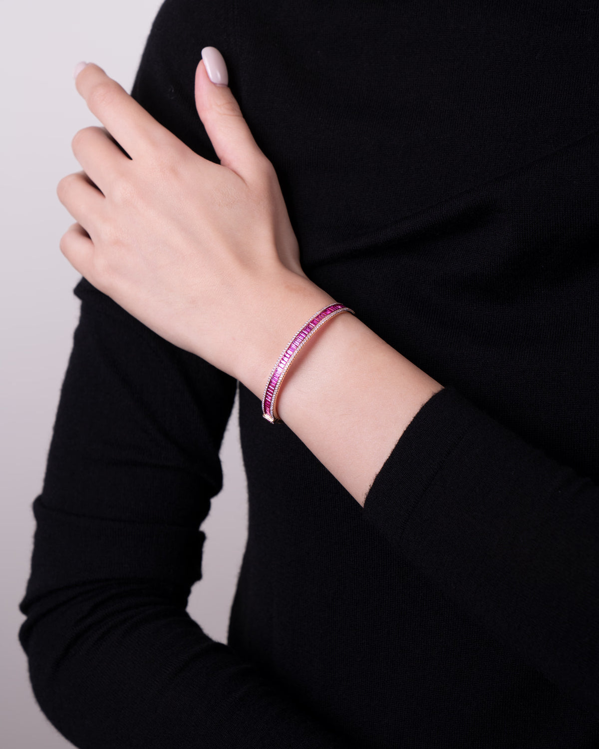 PINK SAPPHIRE DIAMOND BANGLE
