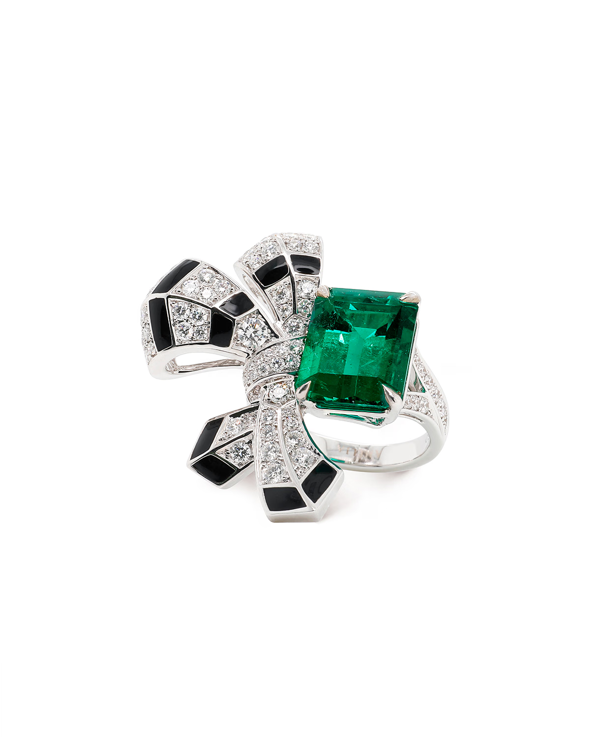 EMERALD DIAMOND BOW TIE RING